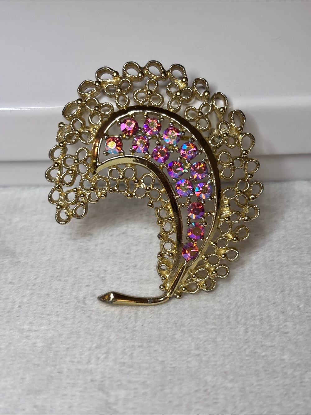 Vintage Pink AB Rhinestone Filigree Feather Leaf Brooch Gold Tone
